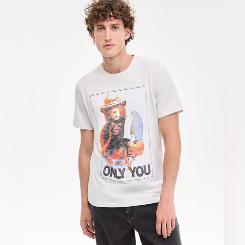 Smokey The Bear Graphic T-shirt